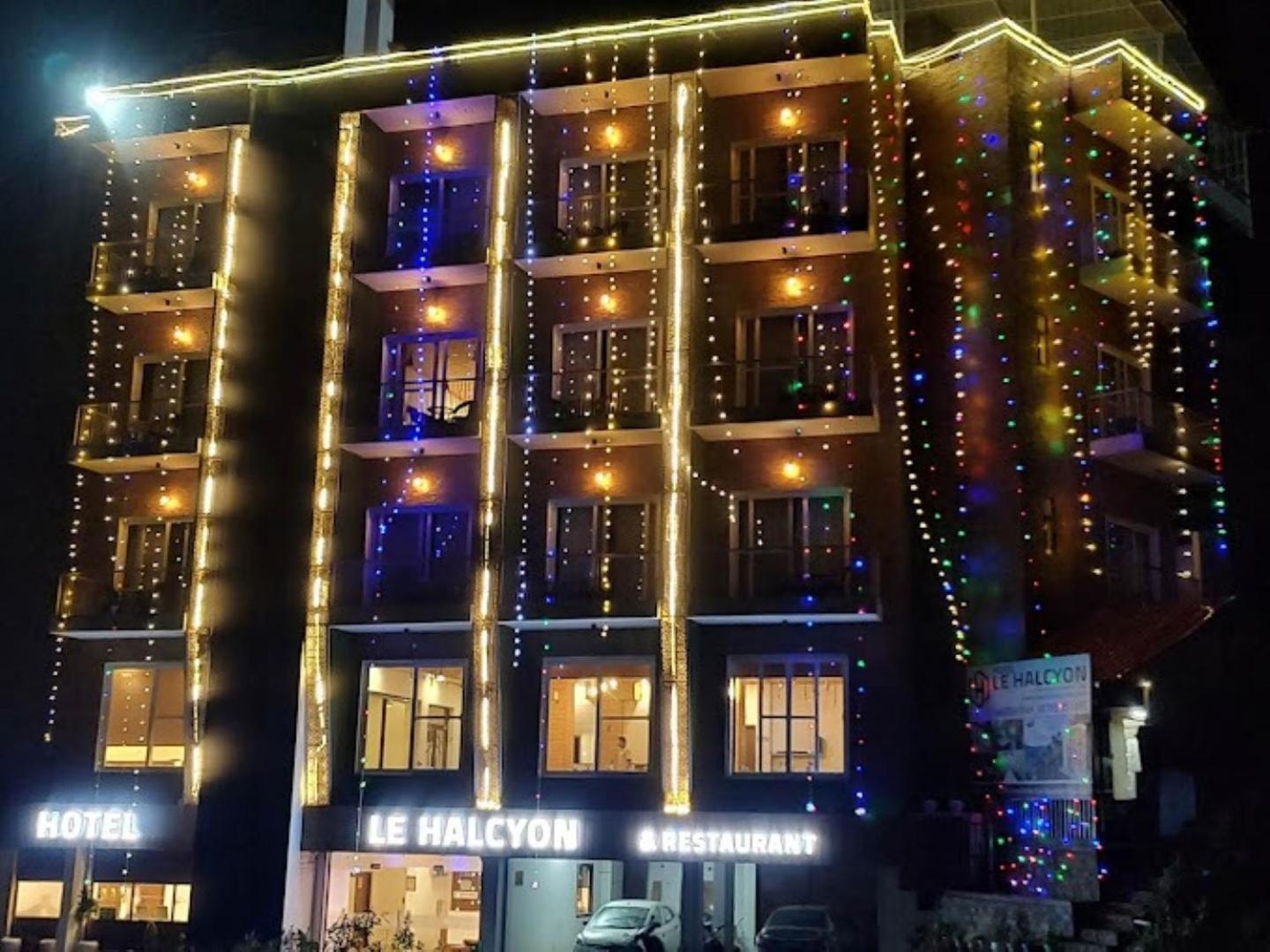 Hotel Le Halcyon , Kasauli Szolan Kültér fotó