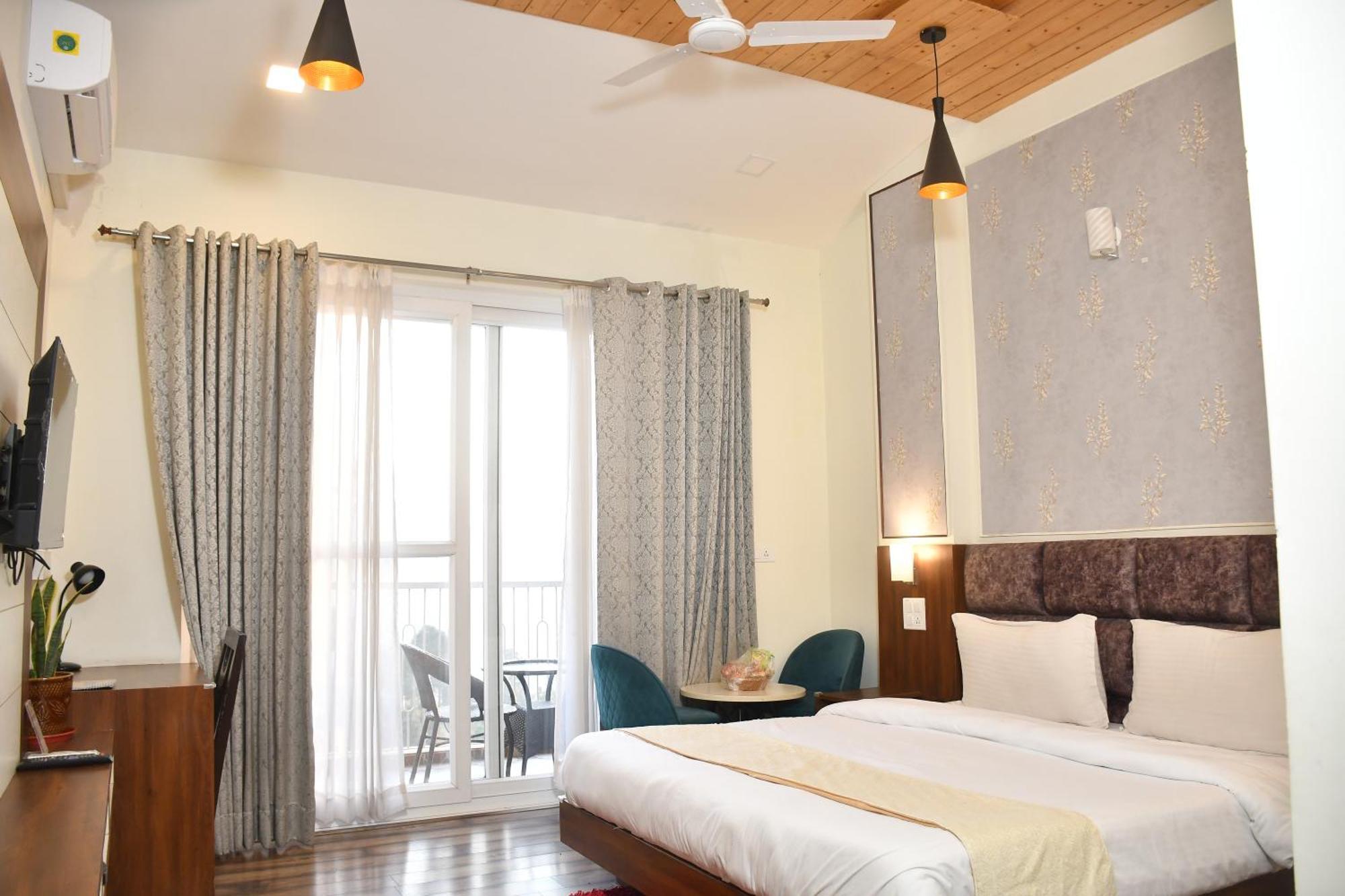 Hotel Le Halcyon , Kasauli Szolan Kültér fotó